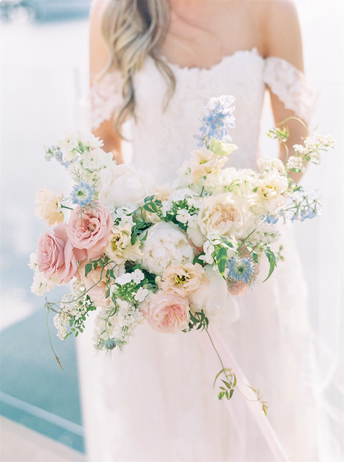 Kate-Murtaugh-Events-wedding-planner-Newport-bride-spring-whimsical-bouquet