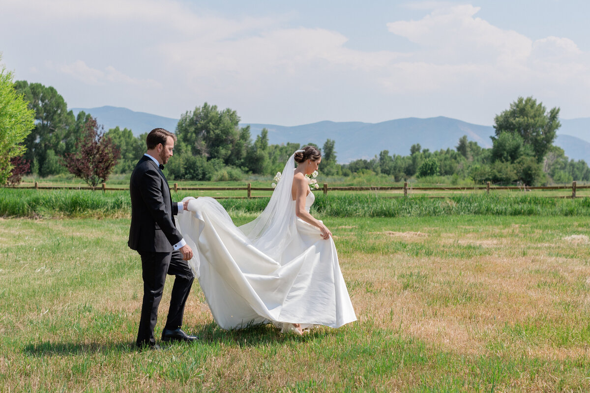 kristen-cameron-river-bottoms-ranch-utah-wedding-9