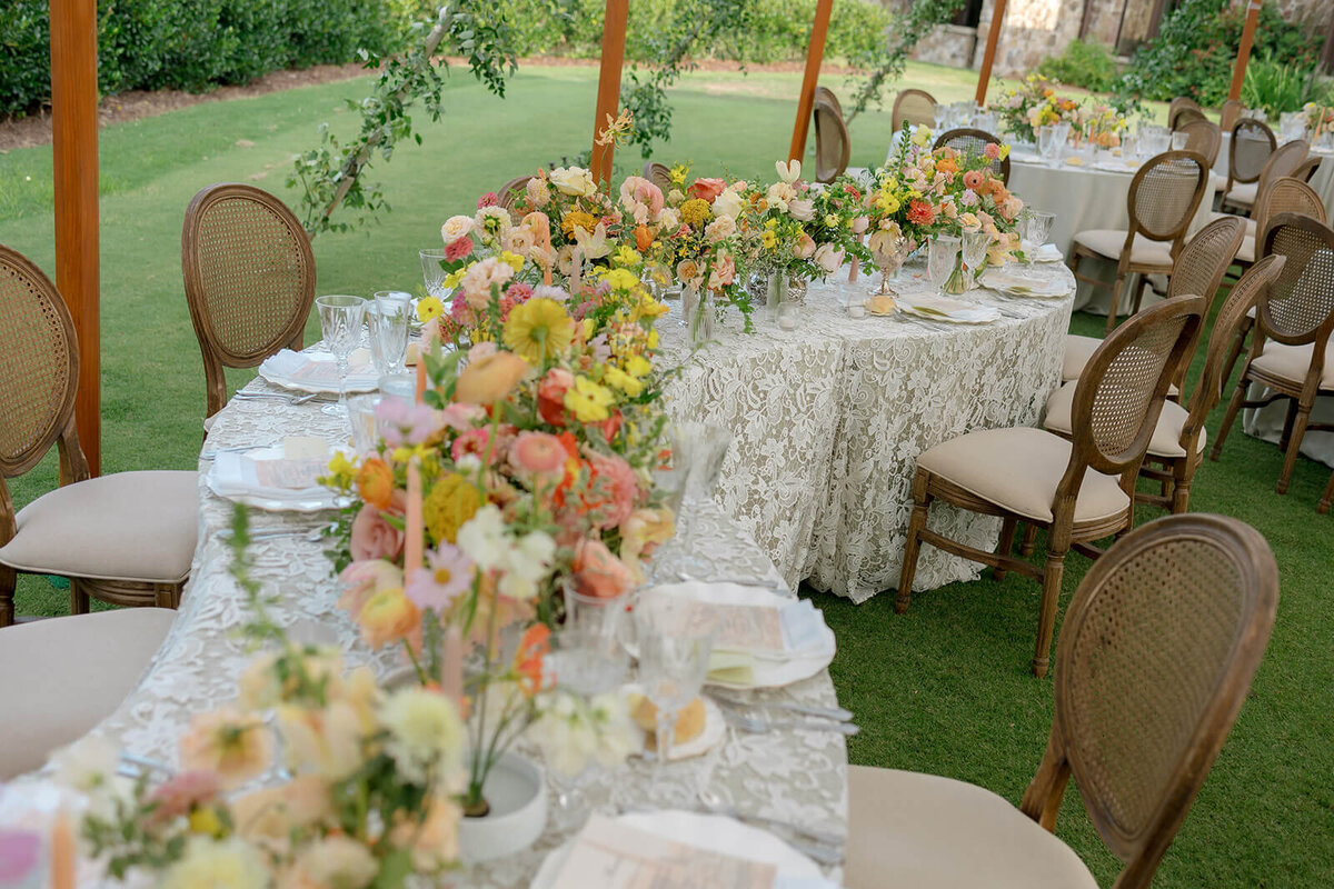 30-garden-floral-mountain-wedding-sewanee-modern-vintage-events