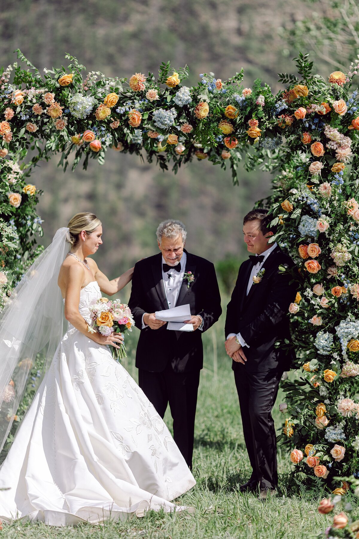 AbieLivesayPhotography-TellurideWeddingPhotographer-LowerGoldenLedgeWedding-BobbieTodd-1033