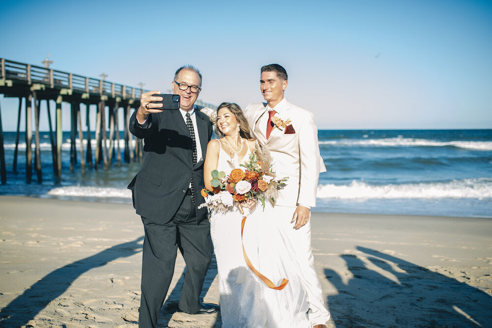 finer-points-coastal-kitty-hawk-pier-wedding00015