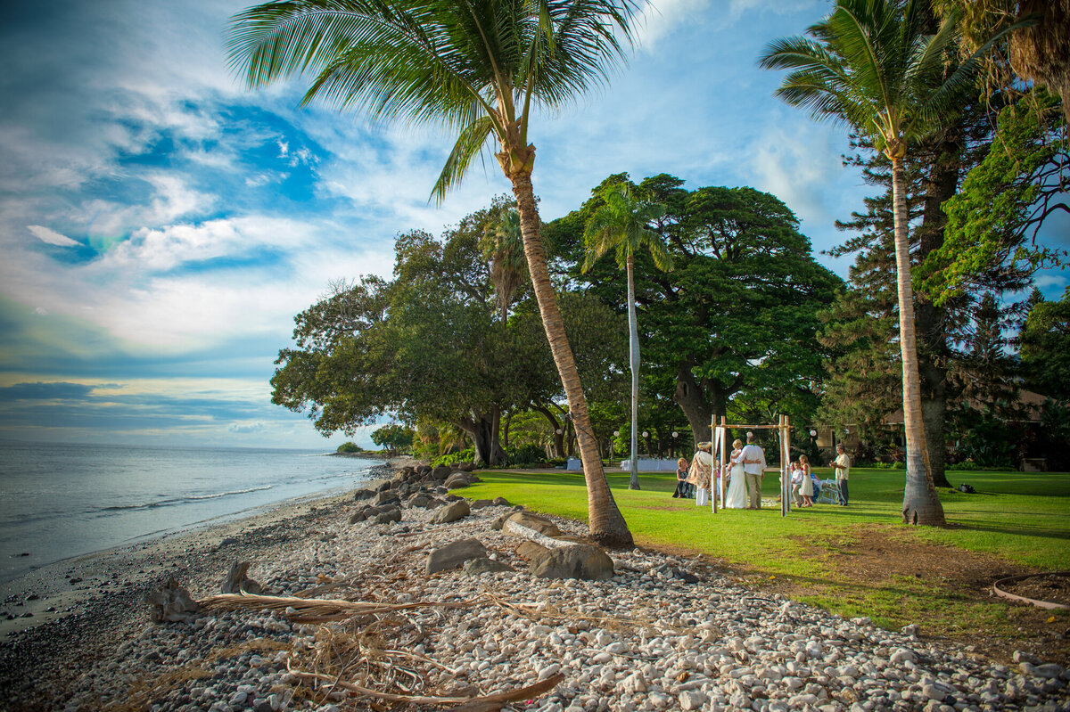 Olowalu-Plantation-House-vintage-hawaii-aesthetic-wedding-photographer-maui-4