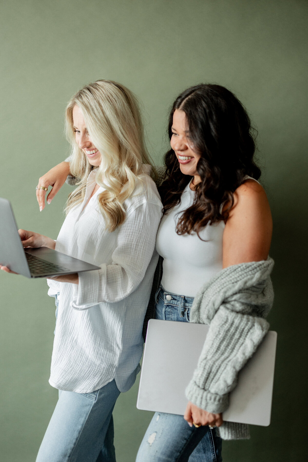 KELSEY&WHITNEY-1