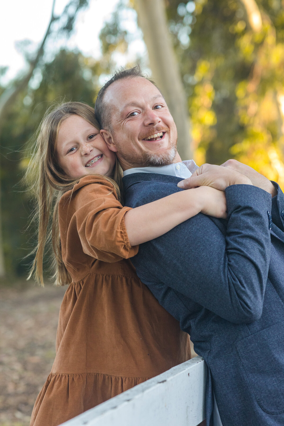 colorful-ernie-howlett-park-family-portraits-11