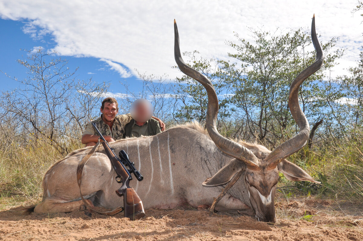 Kalahari Hunts