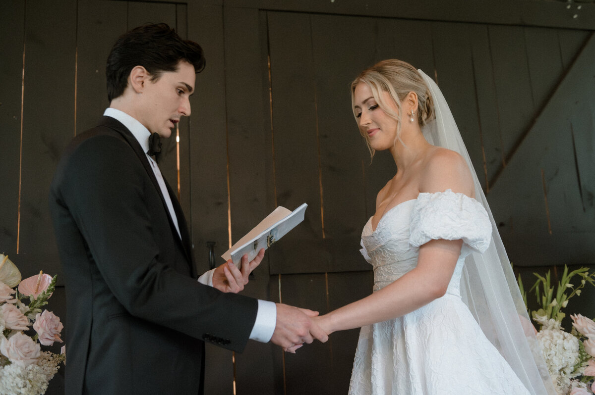 Ottawa Ontario Wedding Photographer - Morgan Marie