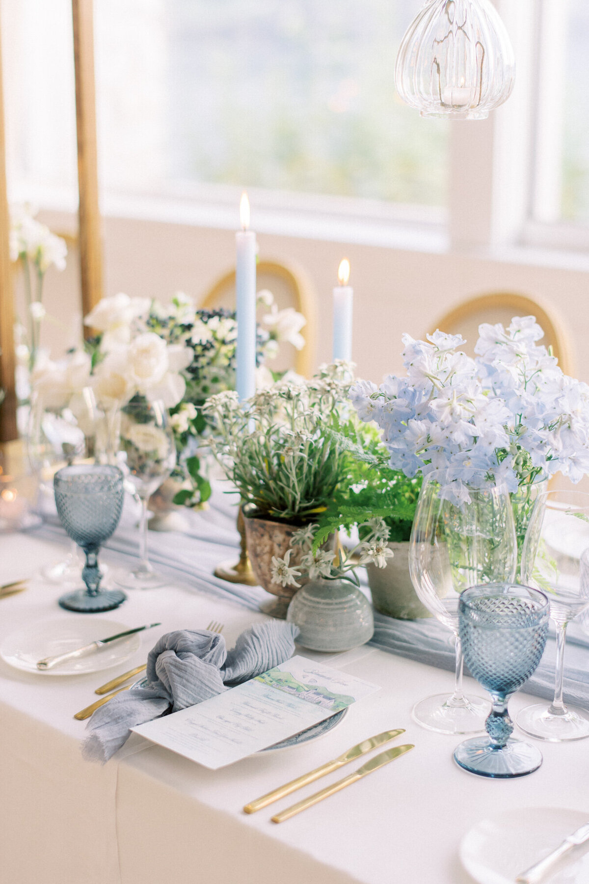 Maïlys Fortune Photography Husband Wife Wedding Weddings Photography France Switzerland Italy Timeless Dreamy Imagery Bilingual French English Destination Weddings Destination Wedding Provence French Riviera Paris Lake Como Tuscany123