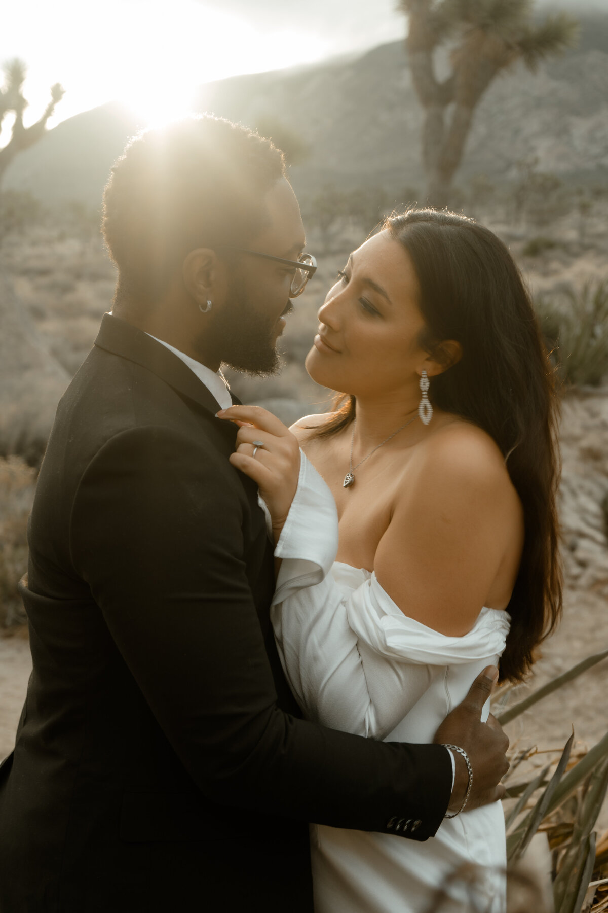 bride-groom-closeup-Joshua-Tree
