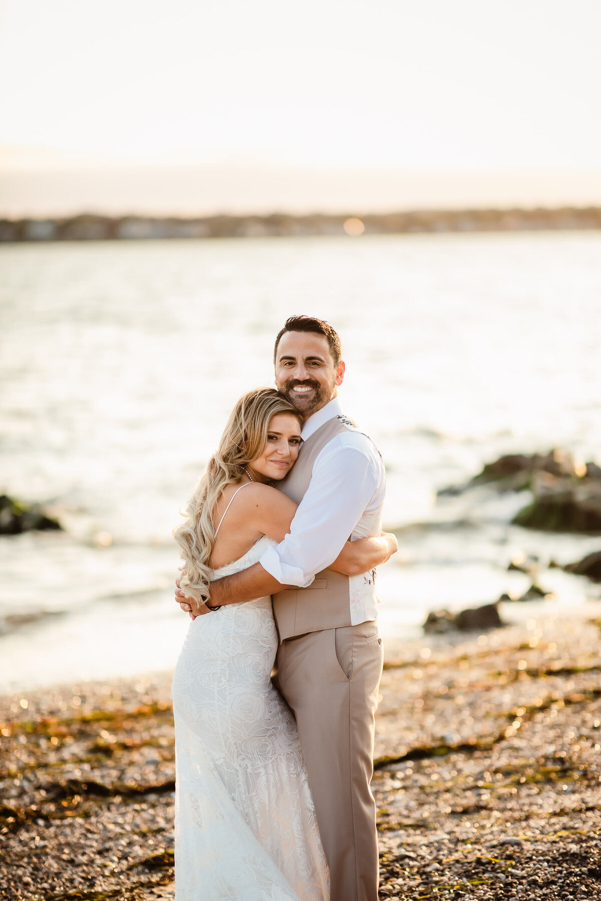 Nicole-Marcelle-Photography_060_fort-getty-jamestown-wedding-isabel-eric