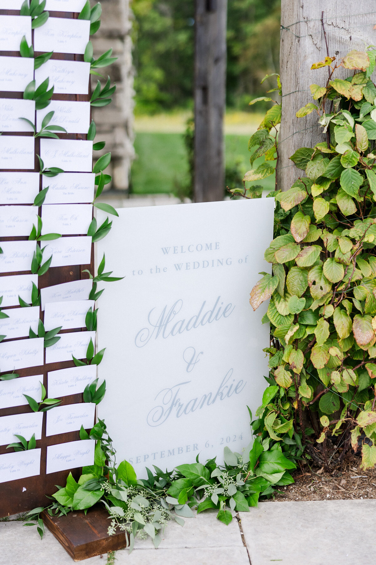 17-elegant-wedding-reception-details