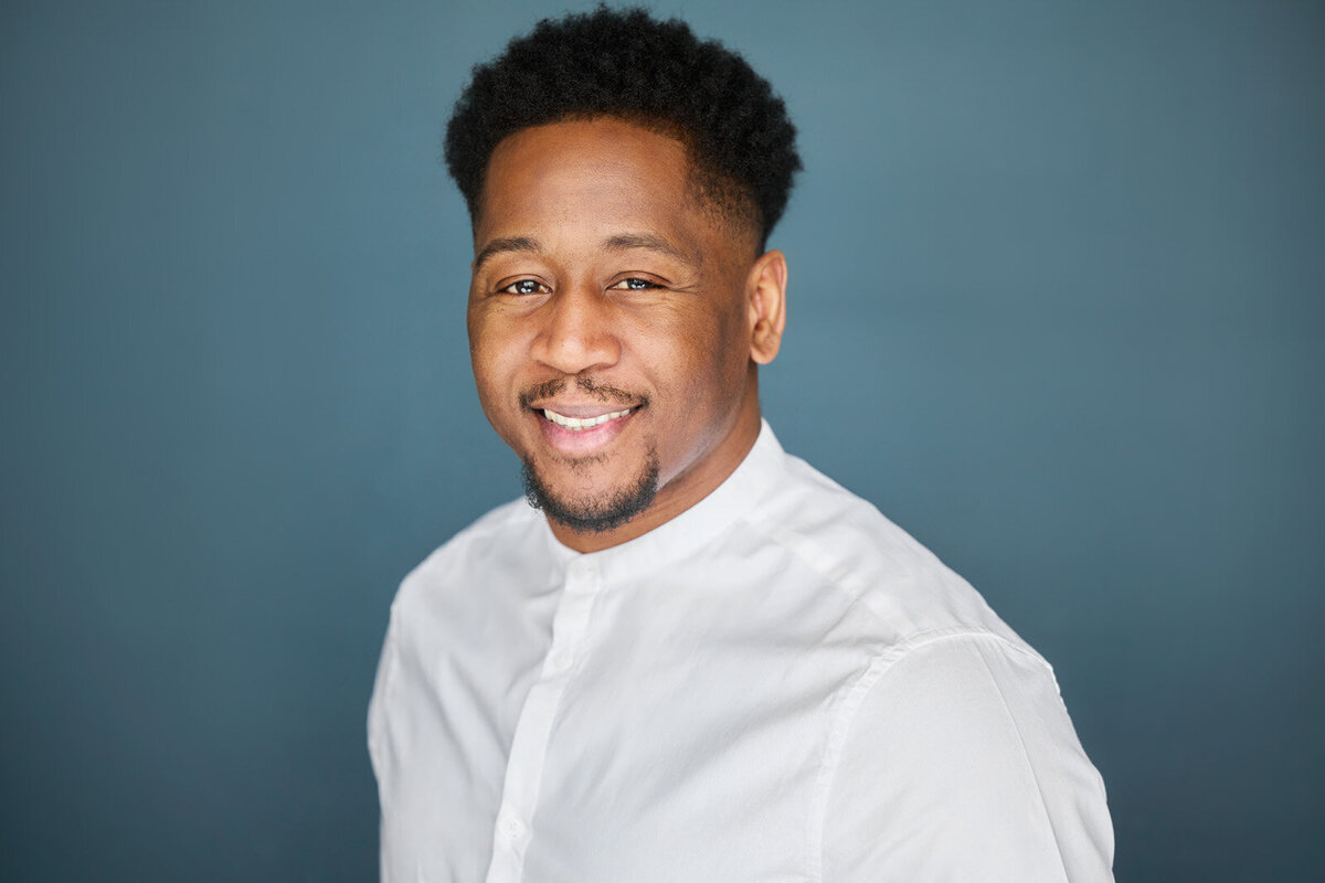 Professional Headshot by Expert Photographer in Minneapolis Studio Setting-30