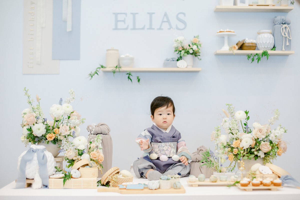 Elias-126