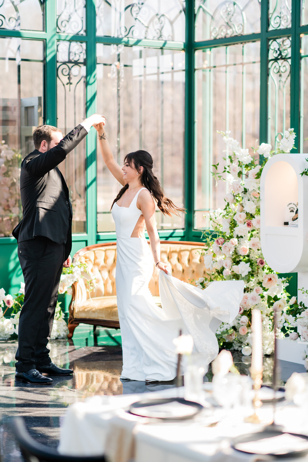 2025_PixelsandWood_JodieBrim_brideGroom-55