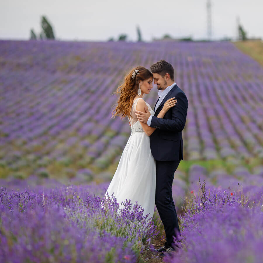 provence-wedding-couple