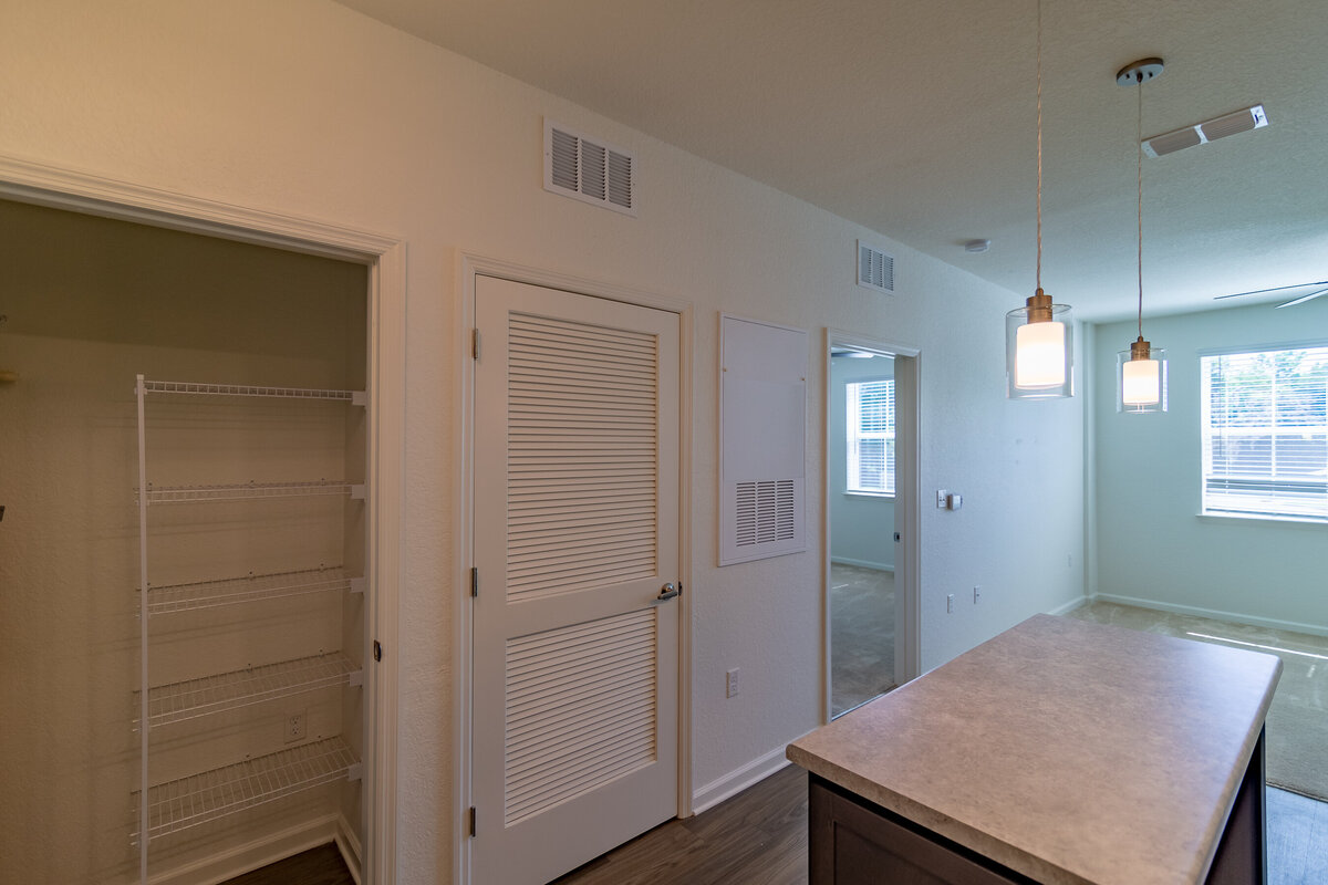 042324ROCHESTERPARK-105