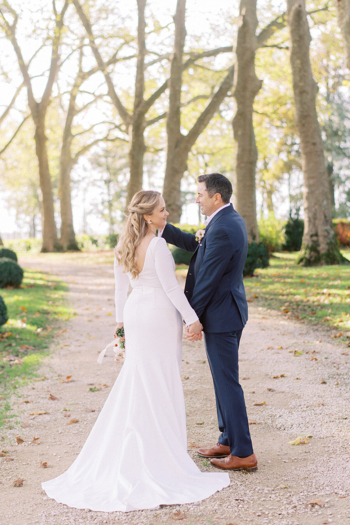 Maïlys Fortune Photography Husband Wife Wedding Weddings Photography France Switzerland Italy Timeless Dreamy Imagery Bilingual French English Destination Weddings Destination Wedding Provence French Riviera Paris Lake Como Tuscany99