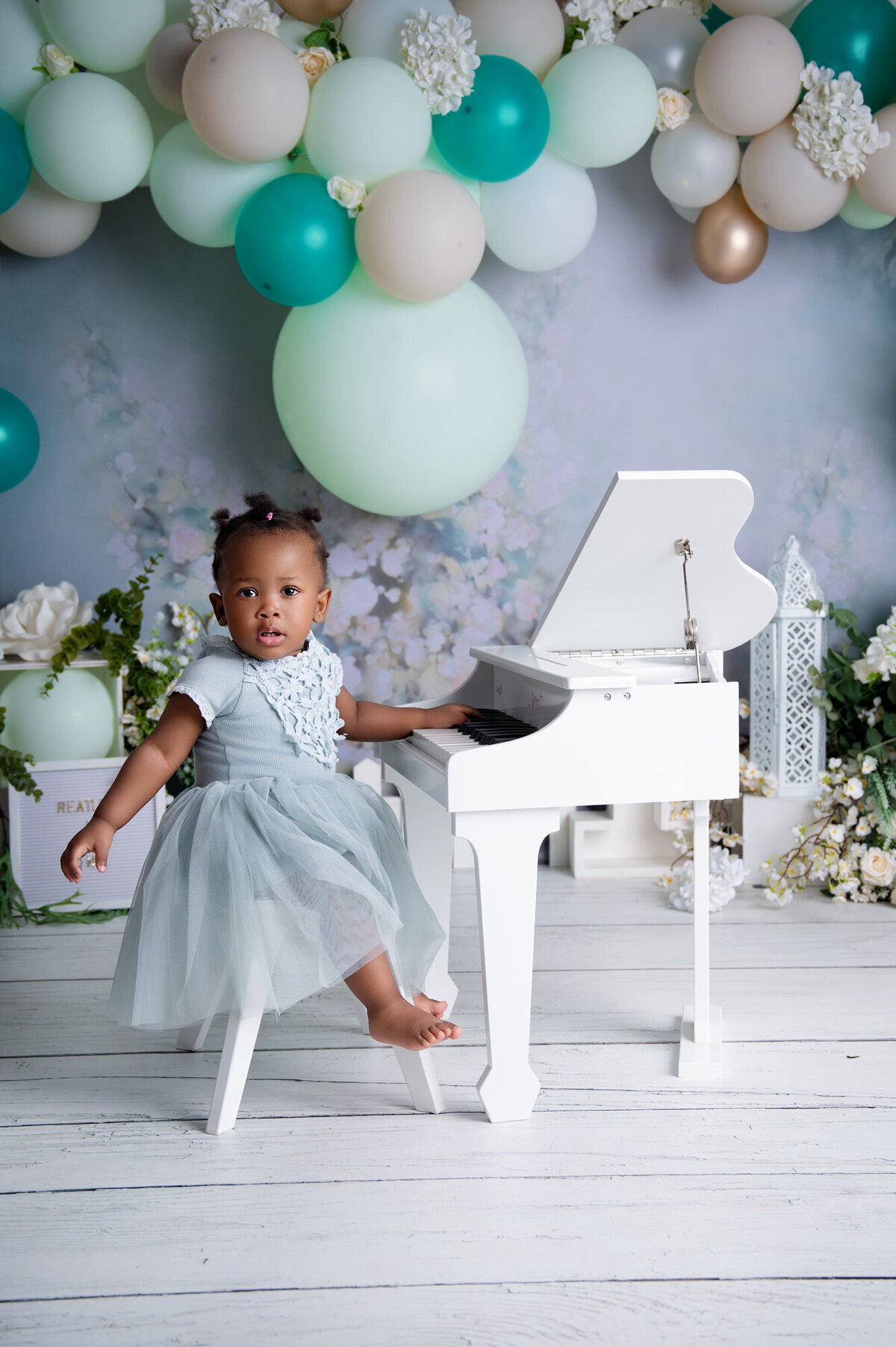 little girl playing piano 