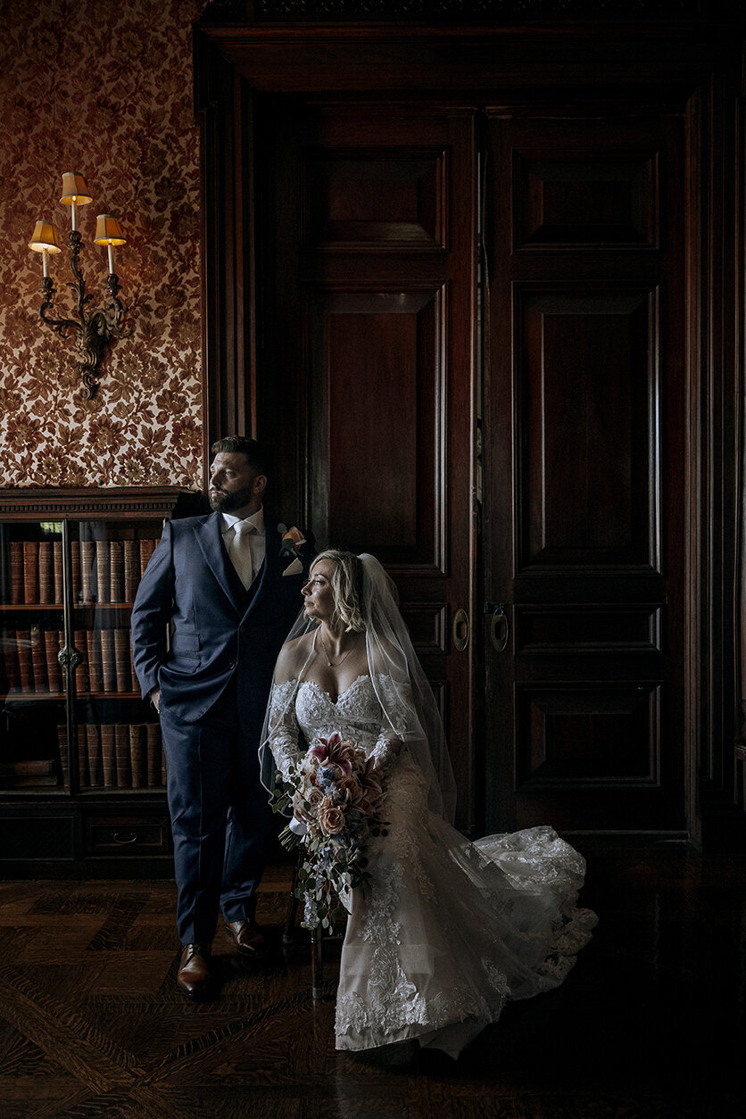 Mira Park Photography NY based wedding photographer Wedding portrait at Bourne Mansion in Long Island, NY