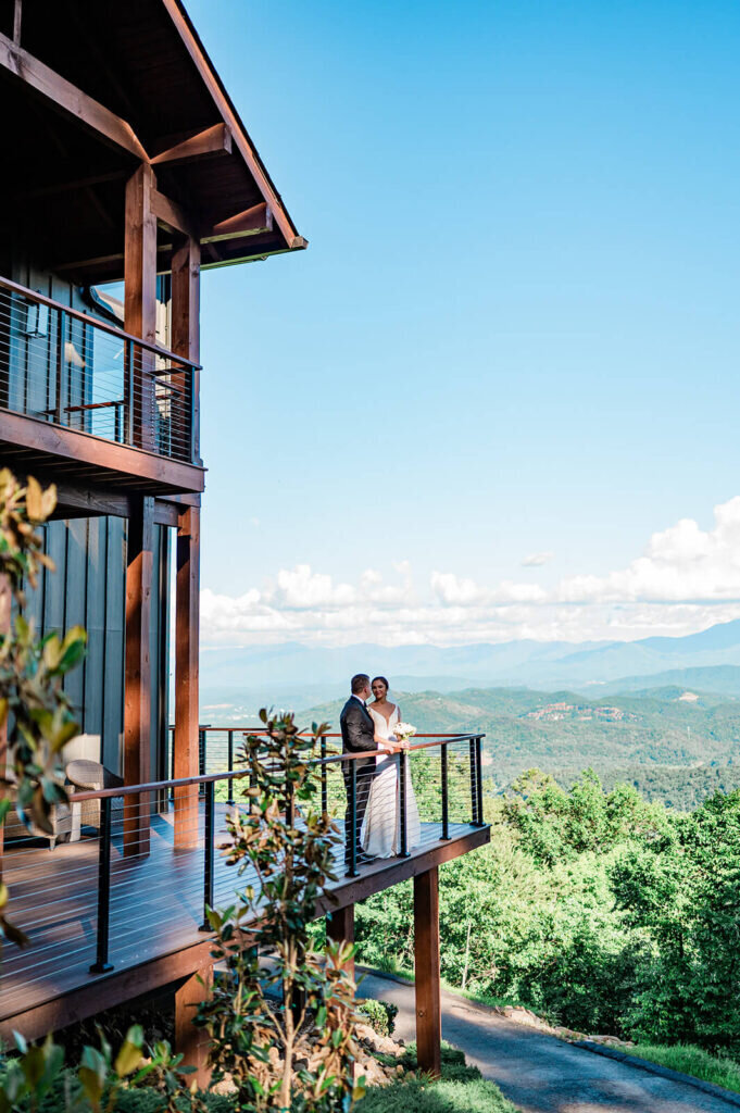 Bride-and-Groom_Alexis-and-Josh-577-681x1024