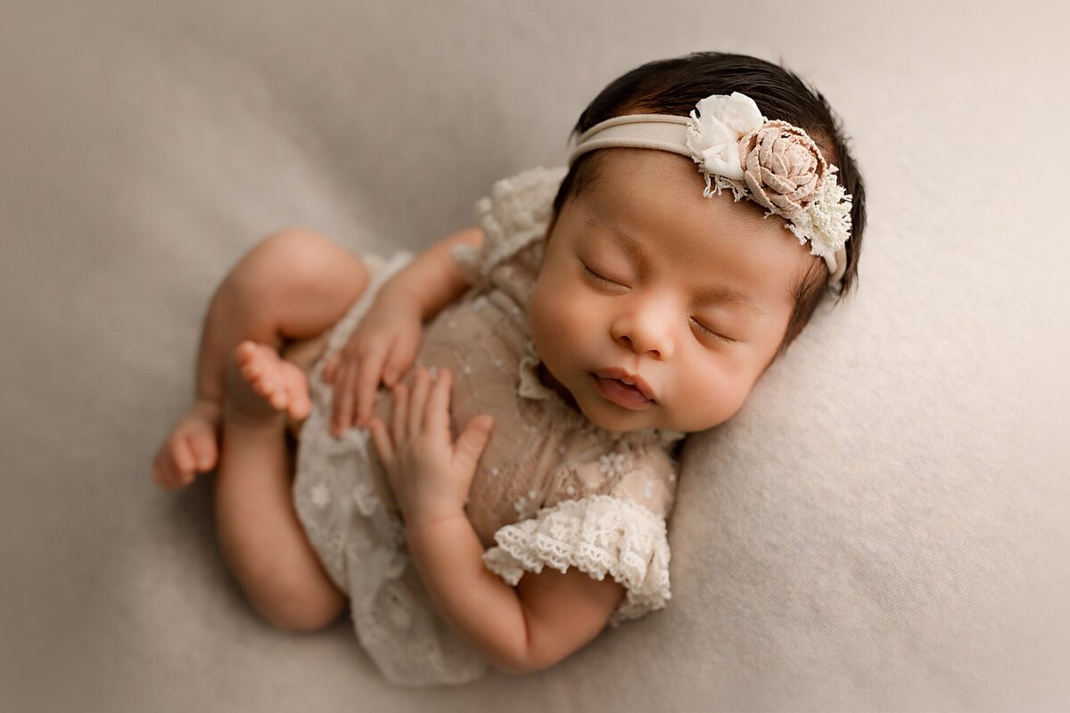 los-angeles-newborn-photographer-babygirl_02