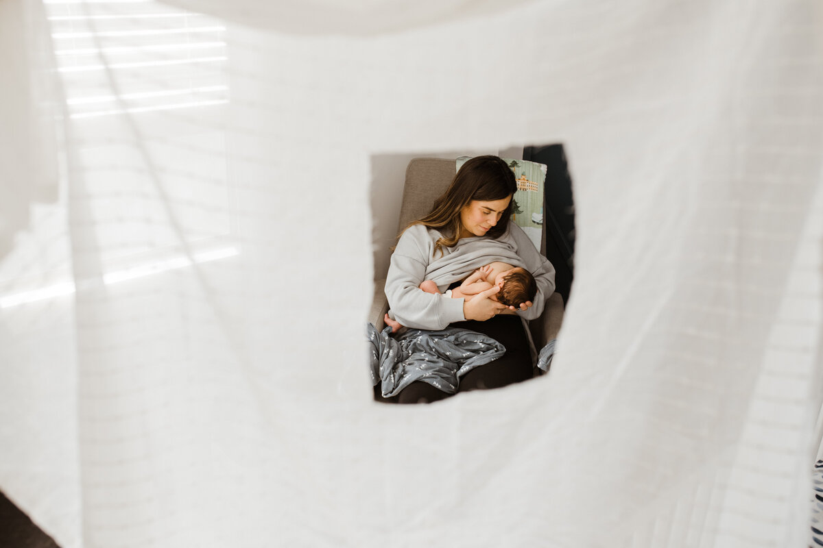 toronto-family-maternity-at-home-new-born-37