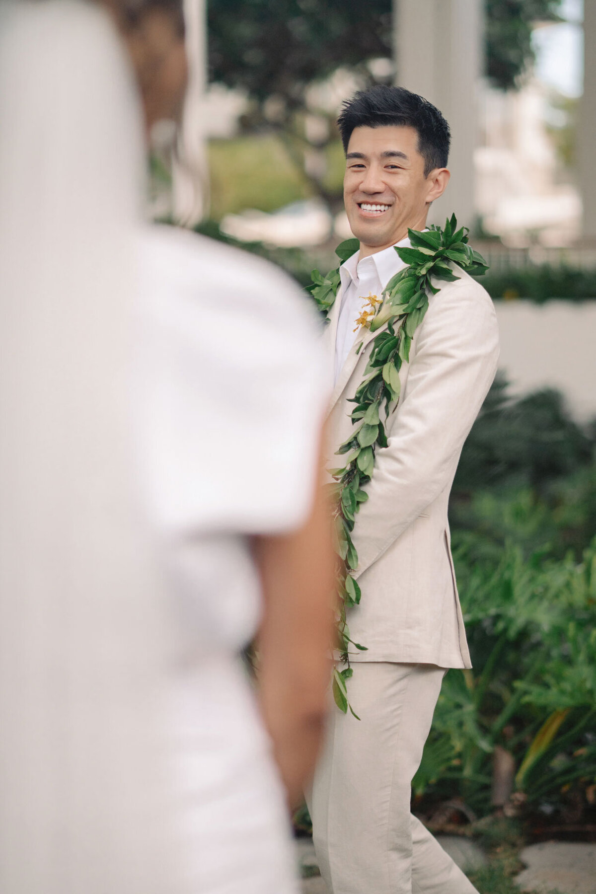 four_seasons_resort_oahu_ko_olina_wedding_picture_17