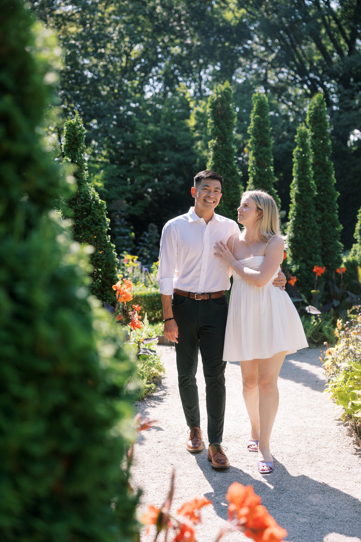 Ivan & Louise Wedding Photography - Indianapolis Wedding Photographers - Newfields Engagement Session