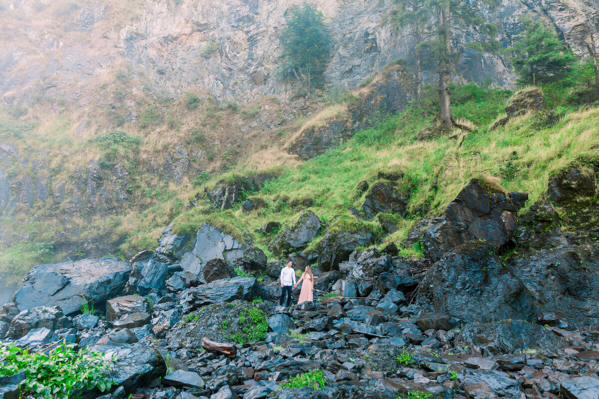 Snoqualmie Falls Engagement Photos, Seattle Wedding Photographer (17)