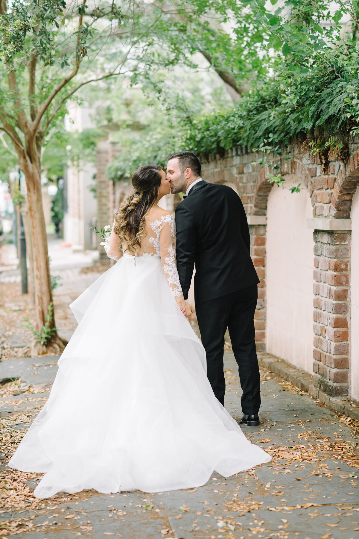 Miranda+Adam-GadsdenHouseWeddingbyAaronandJillianPhotography-212