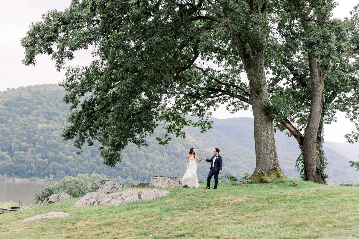 Monteverde_at_Oldstone_Wedding_054