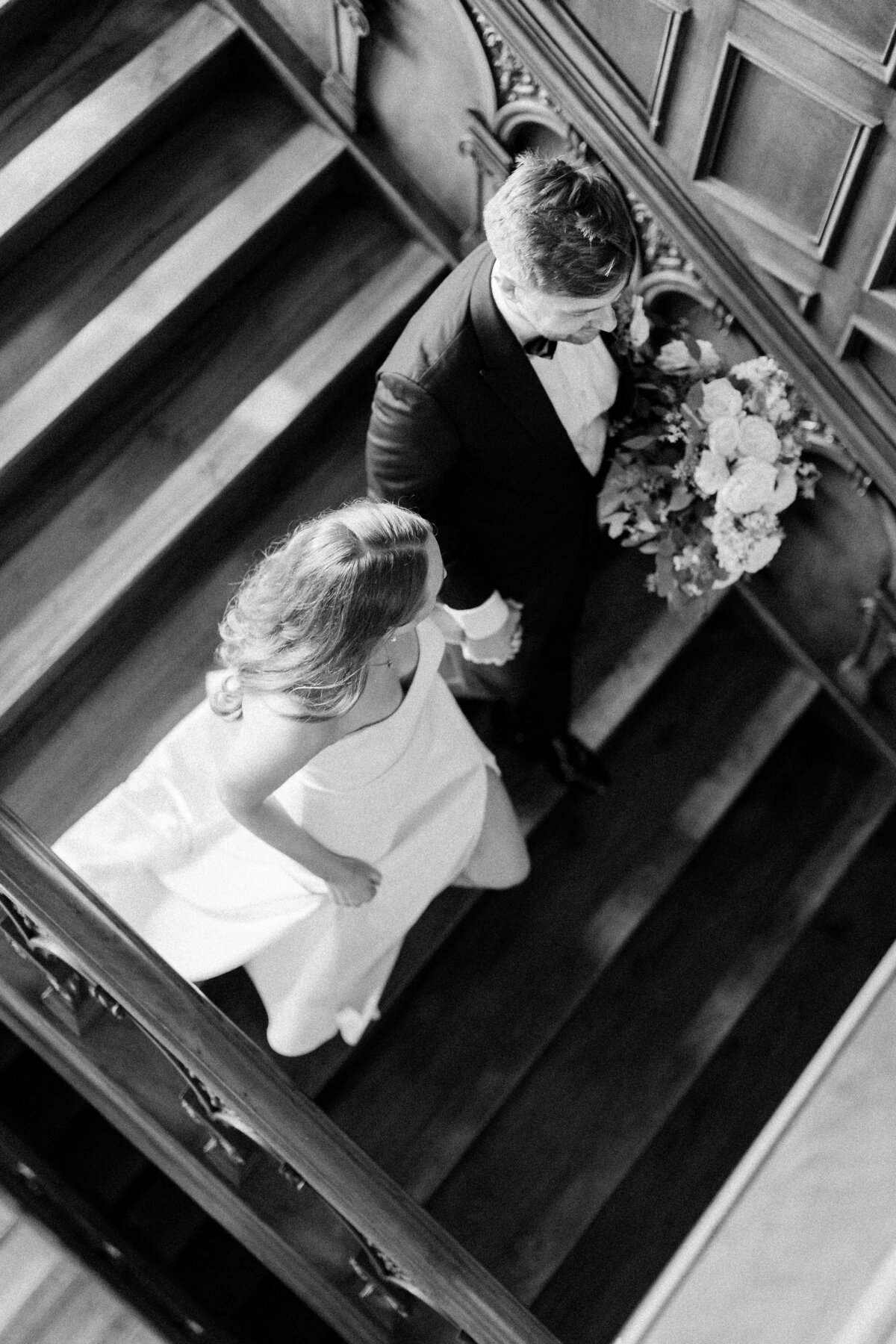 laurel-hall-indianapolis-indiana-wedding-maddie-evan-lawyer-hayley-moore-photography-488