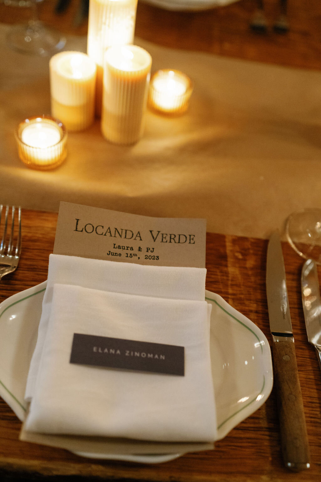 table-setting-candles-reception-sarah-brehant-events