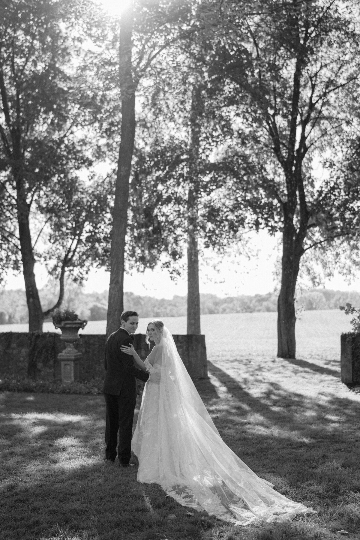 Grace & Ardor Co. East Coast Wedding Engagement Photography Pennsylvania New York City New Jersey Timeless Bold Art Direction Editorial Erin McGeever New Hope Hotel du Village Stockton Lambertville-60