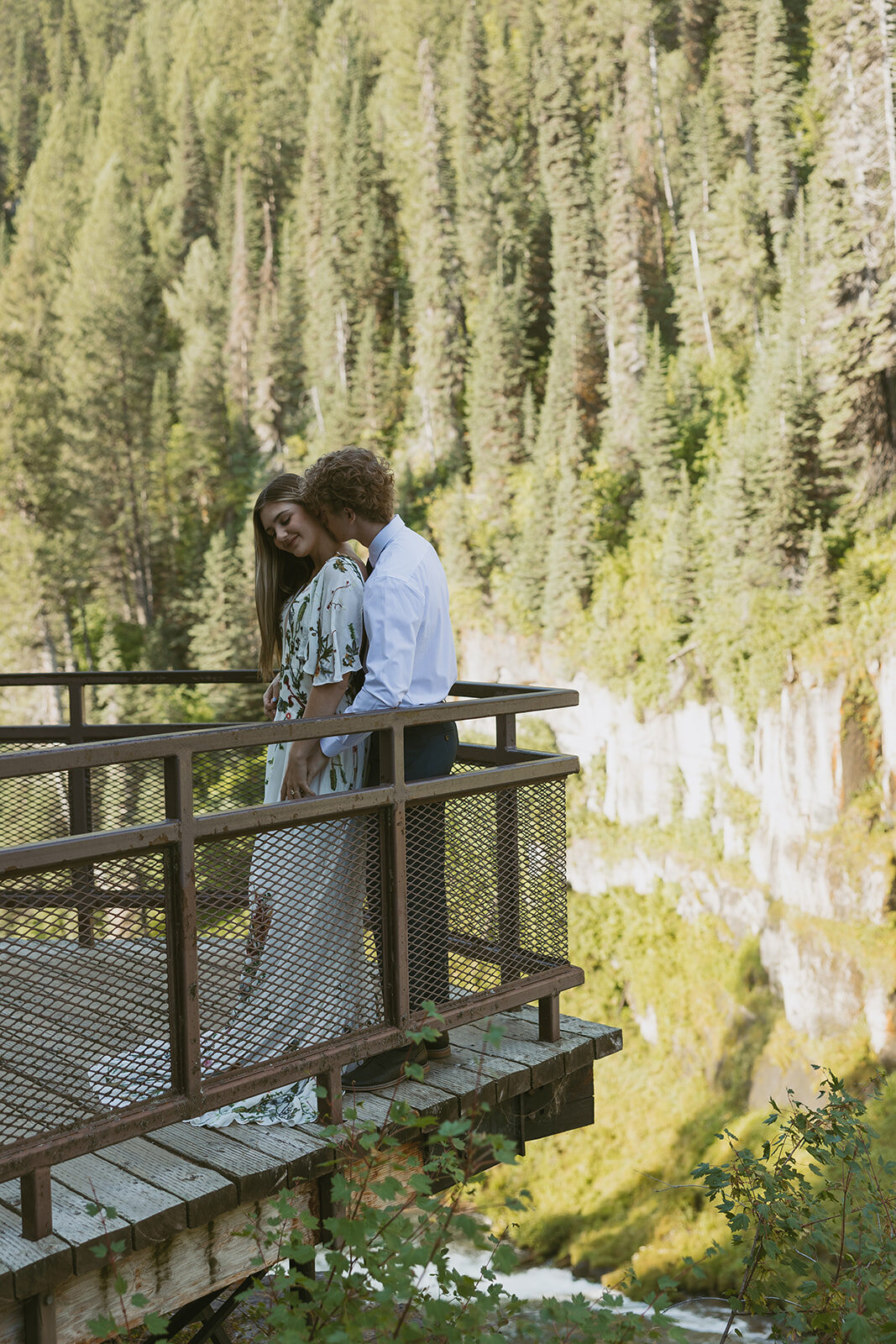 tanya-davids-photo-film-mesa-falls-yellowstone-rexburg-island-park-destination-storytelling-documentary-wedding-elopement-phototgrapher-idaho-40