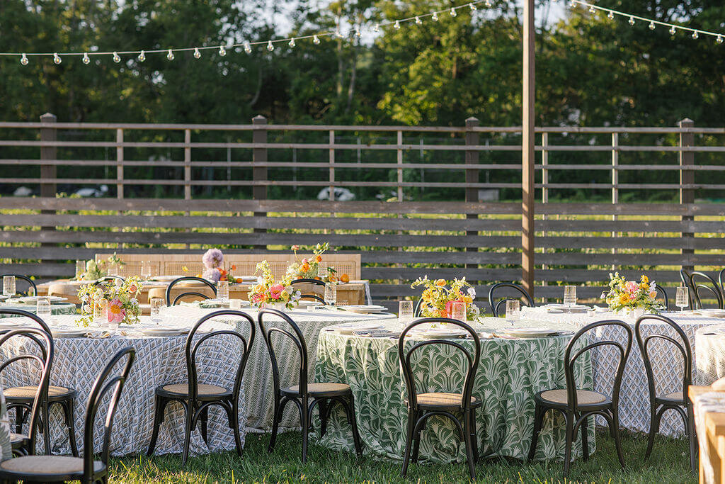 11.colorful-summer-social-event-corporate-panel-modern-vintage-events