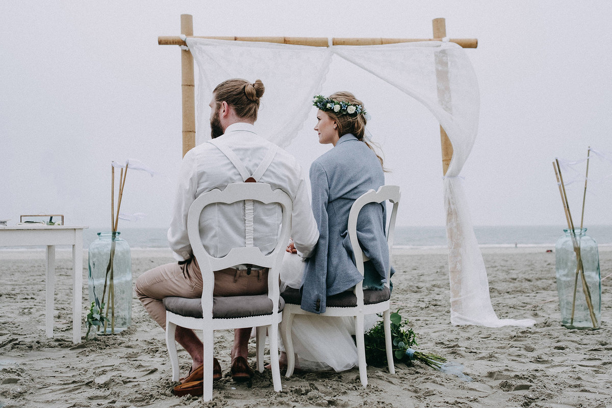 wedding-planner-strand-ceremonie-achtergrond-jan-jana-trouwen-texel-060jpg_web