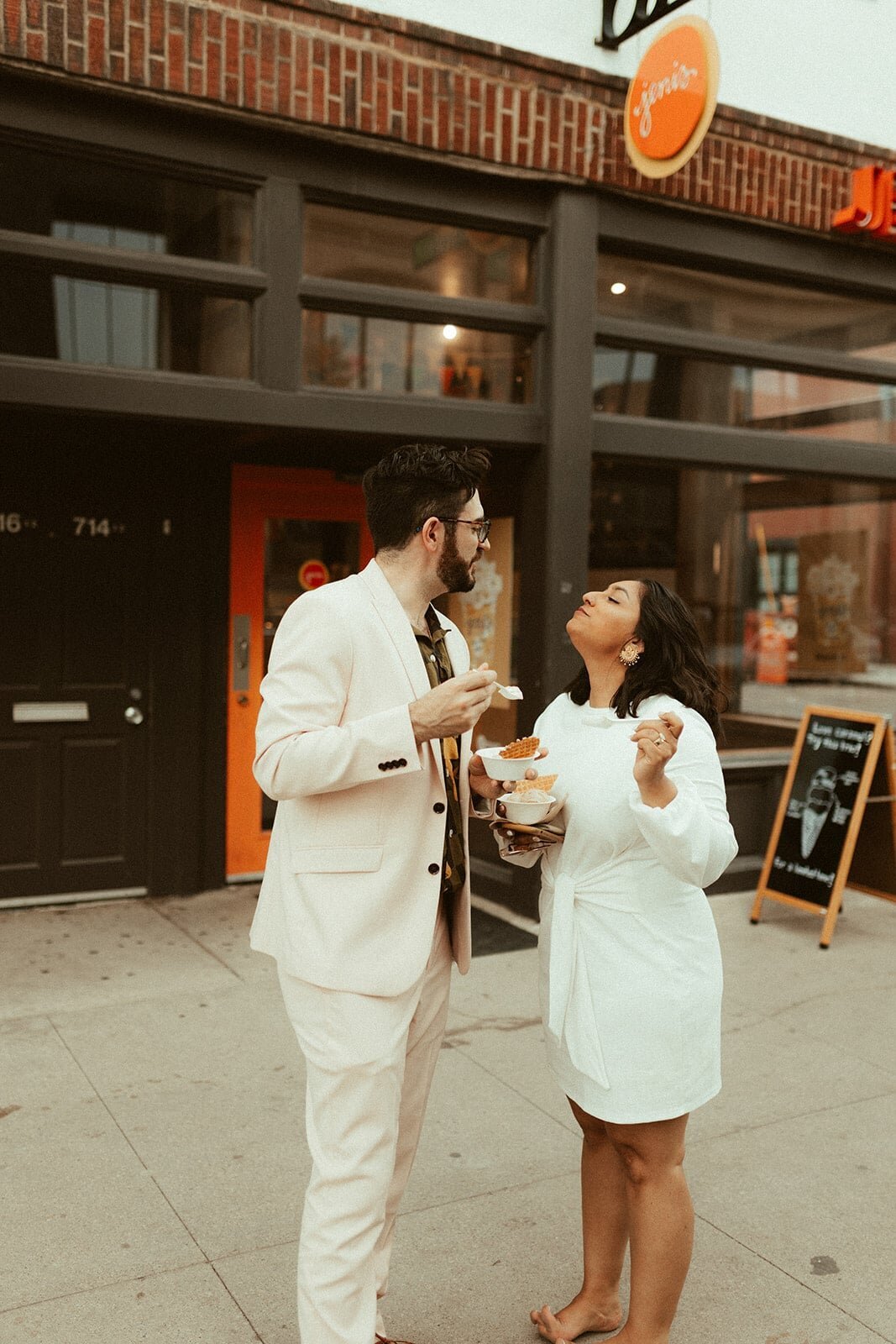 candid-cincinnati-elopement-photo