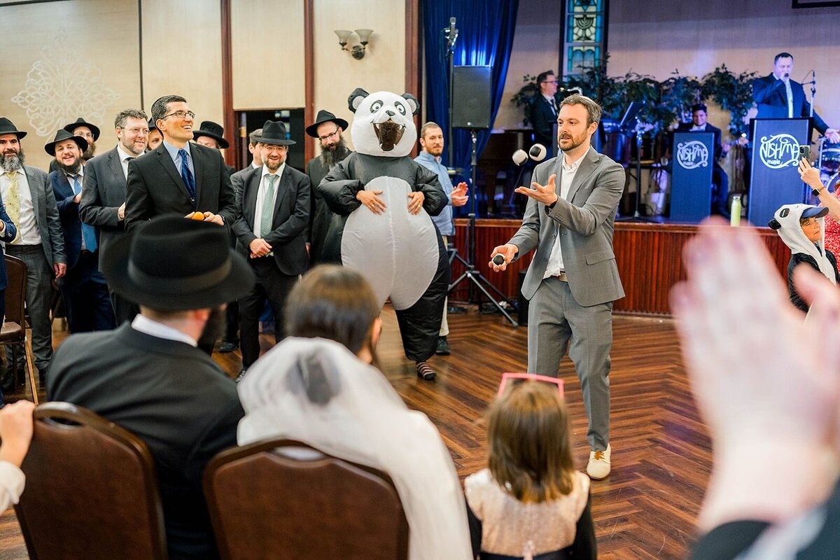 Eliana-Melmed-Photography-Chicago-LosAngeles-Jewish-WeddingPhotographer-CarmiKalman-Shtick-00030