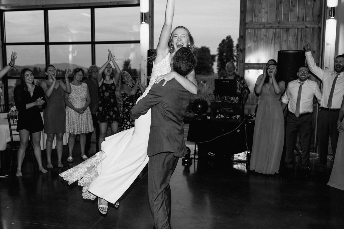 summer_trezzi_farm_winery_wedding_07
