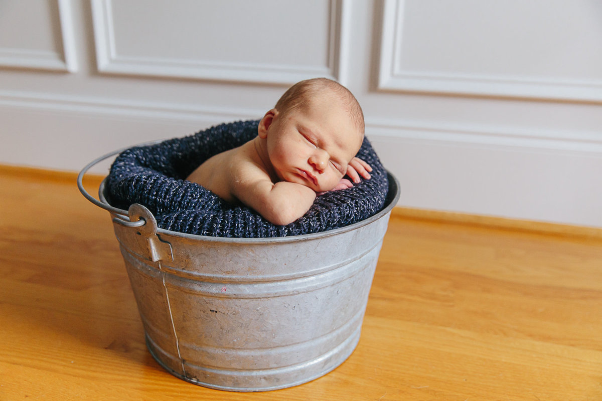 raleigh-in-home-newborn-photographer-wells-2116