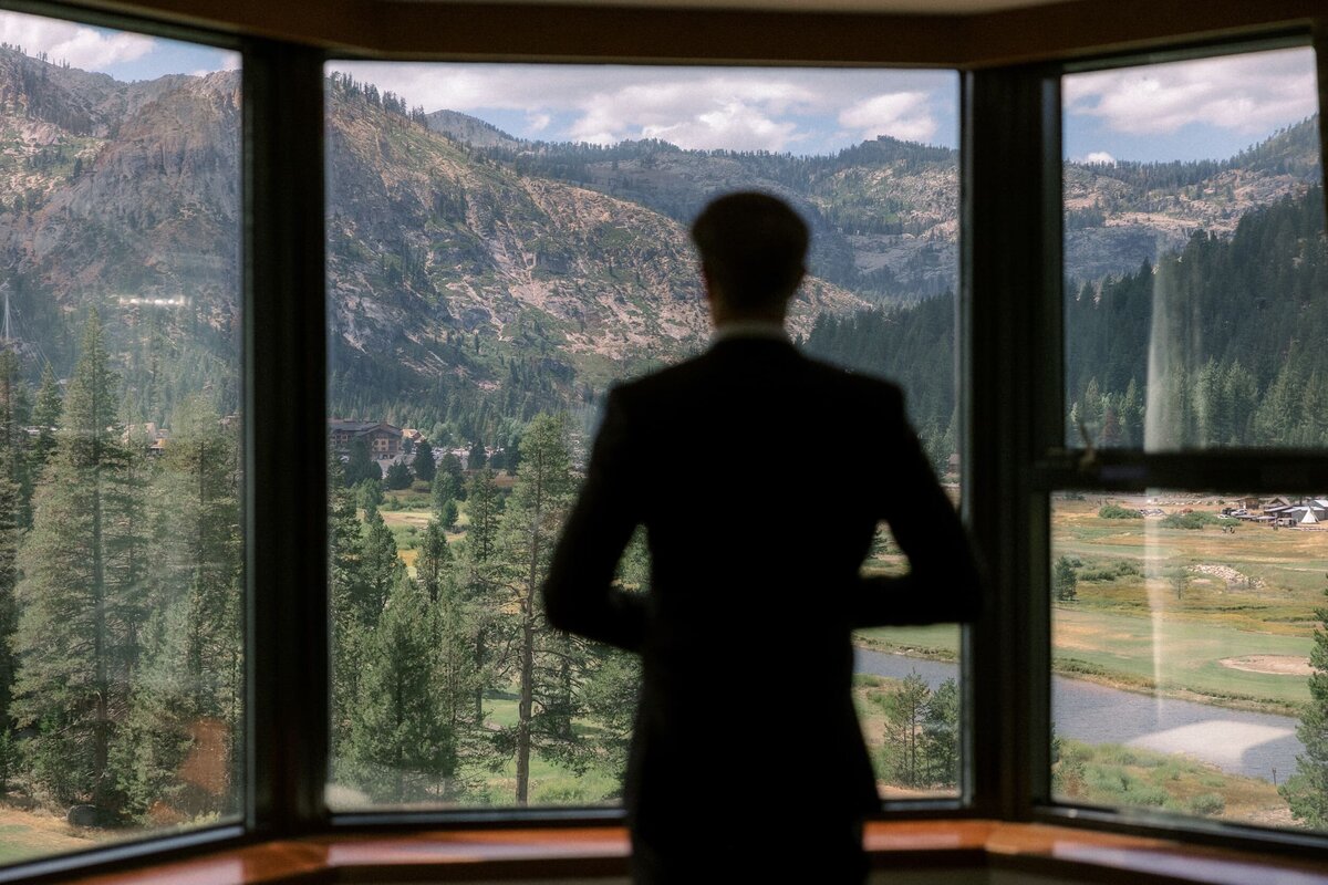 Cassi-and-AJ-Tahoe-Wedding_Redamancy-Photo-and-Film_021