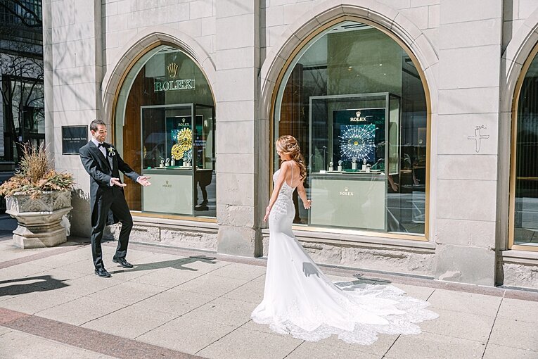 Warwick-hotel-Allerton-Chicago-wedding-photographer_0011
