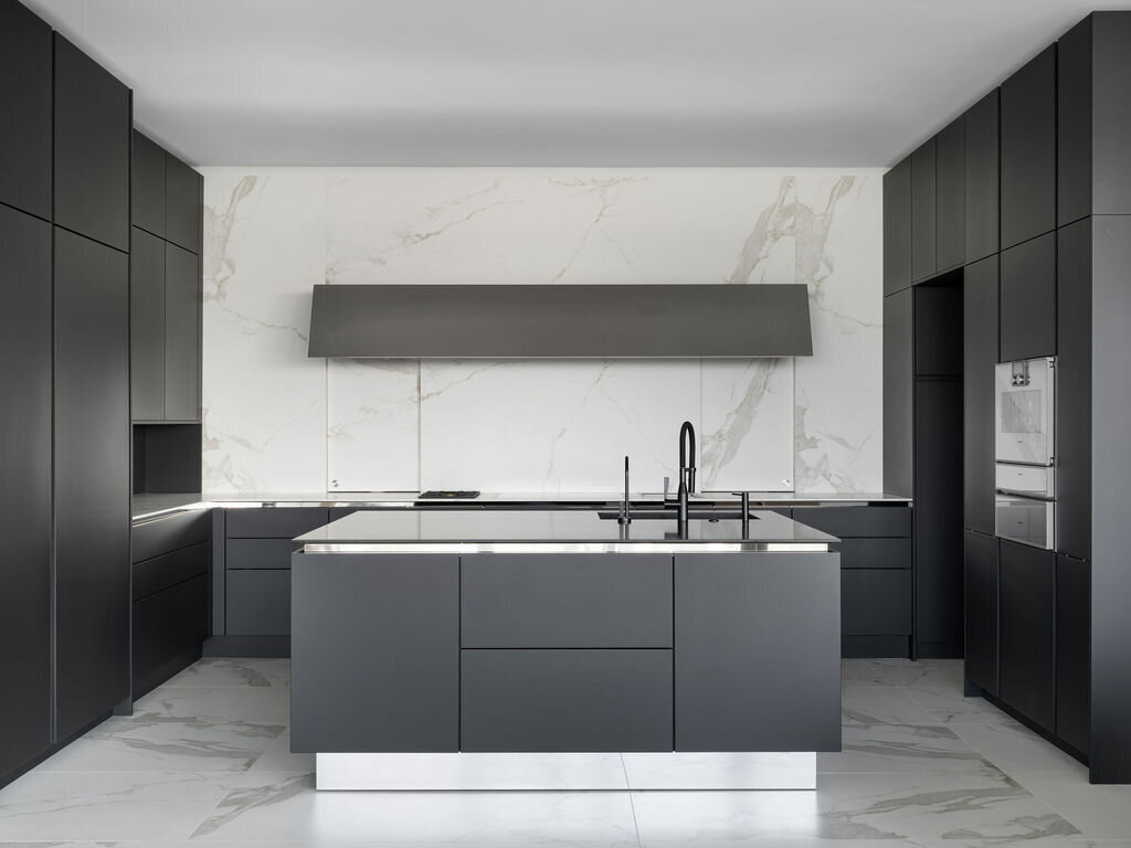 Sovereign10_28_22_RusticWhite005