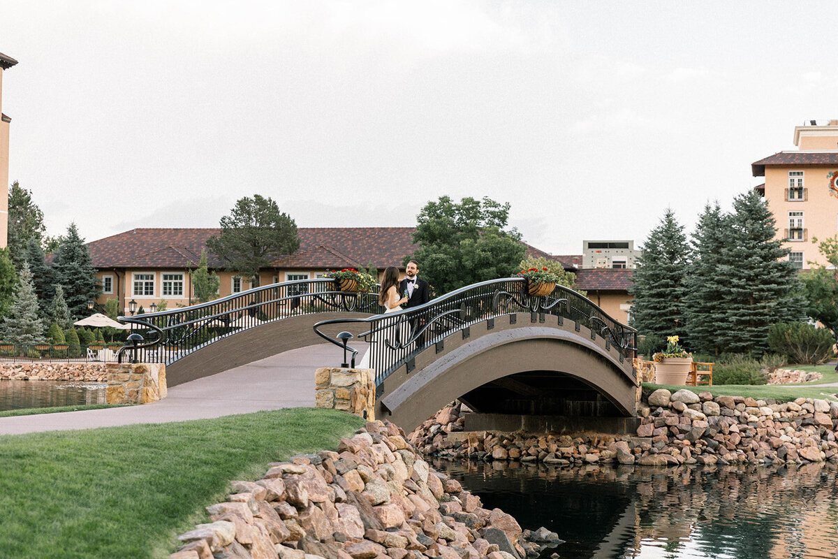 M%2bE_The_Broadmoor_Lakeside_Terrace_Wedding_Highlights_by_Diana_Coulter-61