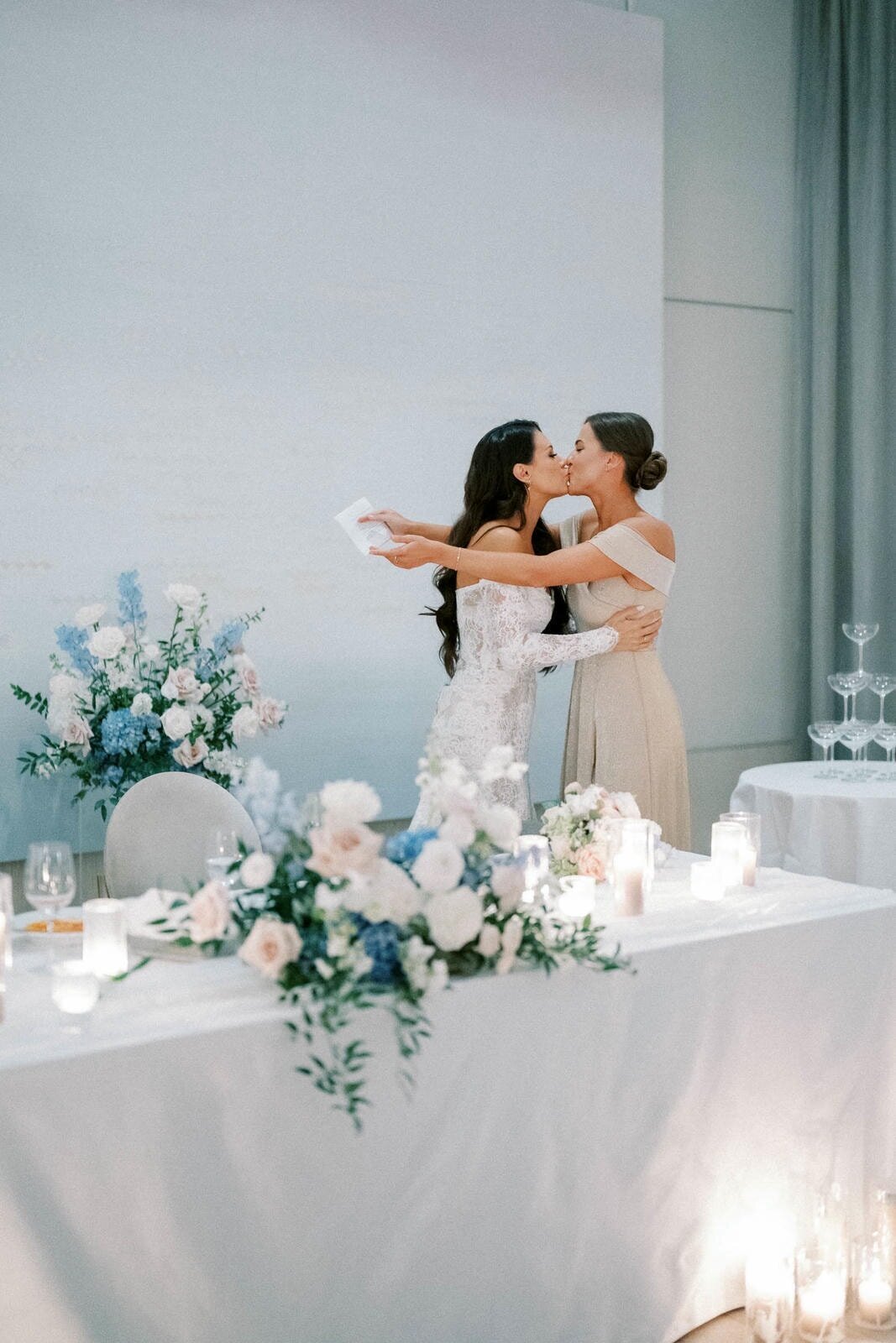 W9-Wedding-Photos-The-Pearle-Burlington-Lake-Ontario-Stephen-and-Oksana-2024-09-29-2500px-1232