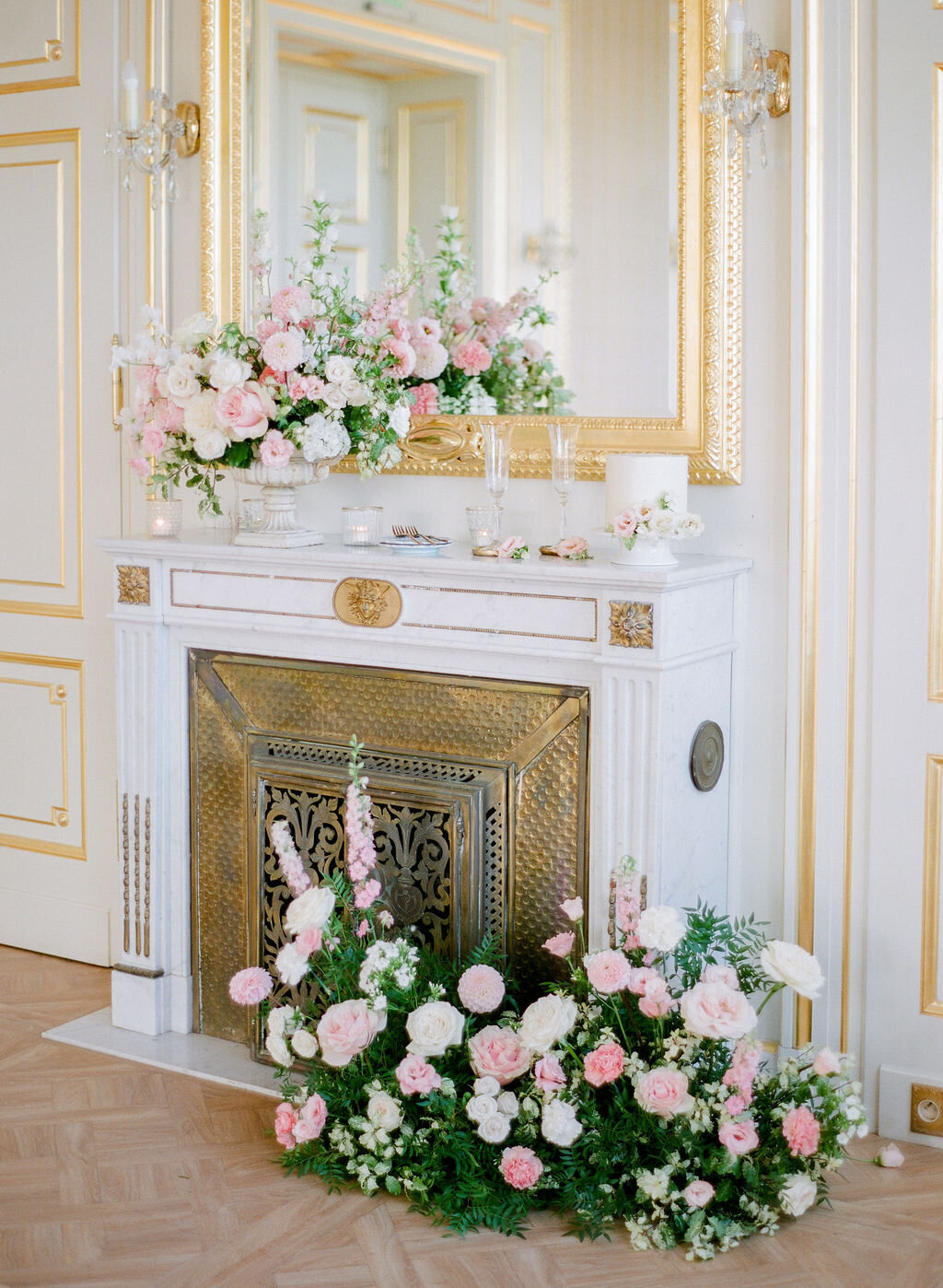 Jennifer Fox Weddings English speaking wedding planning & design agency in France crafting refined and bespoke weddings and celebrations Provence, Paris and destination Alyssa-Aaron-Wedding-Molly-Carr-Photography-First-Look-23