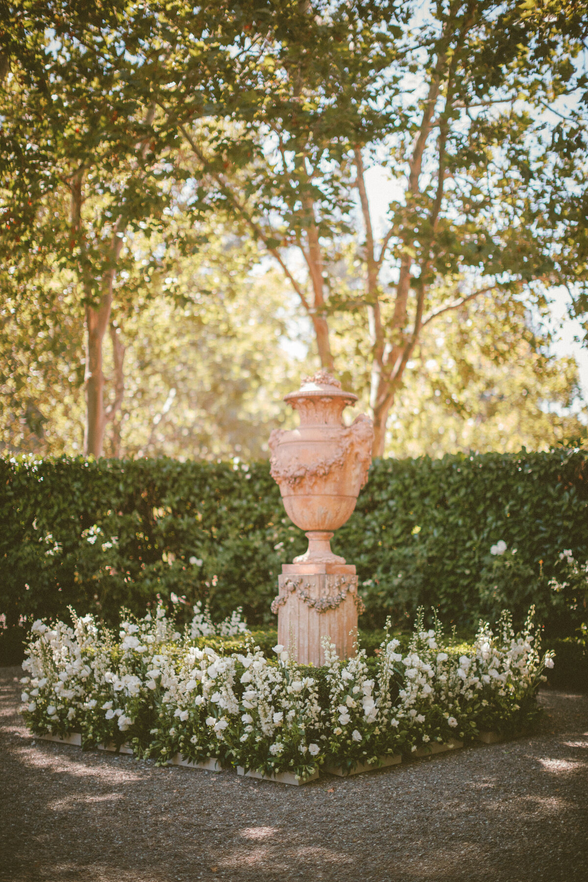 meg-smith-napa-wedding-beaulieuu-garden00116