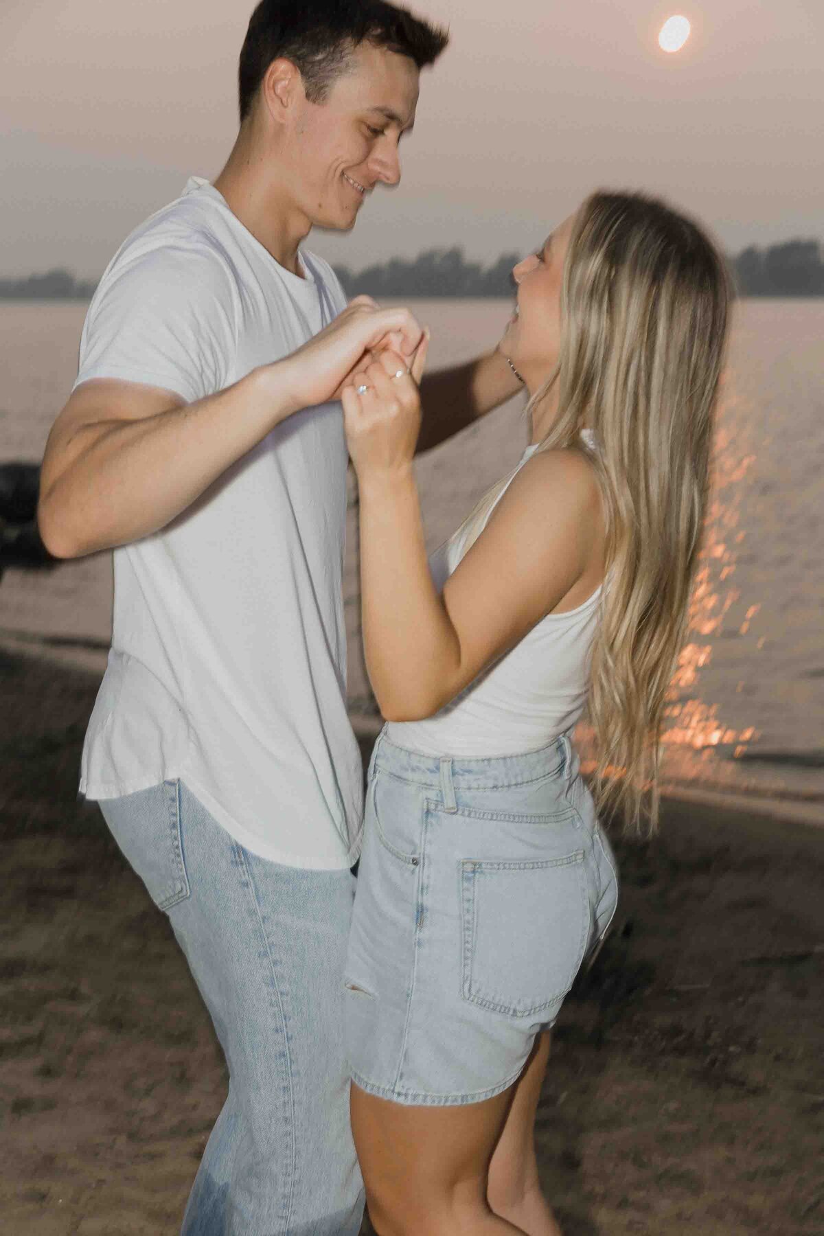 Petrie Islands Beach Engagement Photos Ottawa -  Sonia V Photography