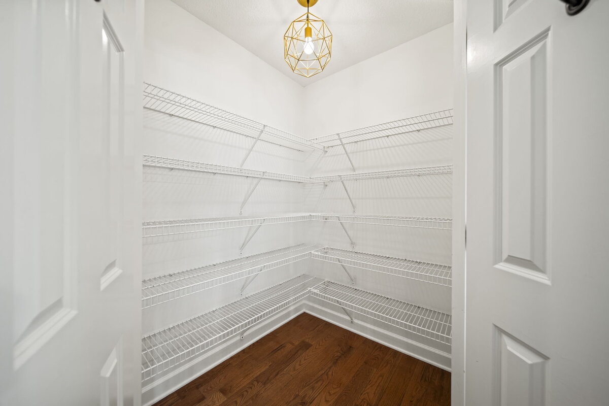 28-web-or-mls-A7404674