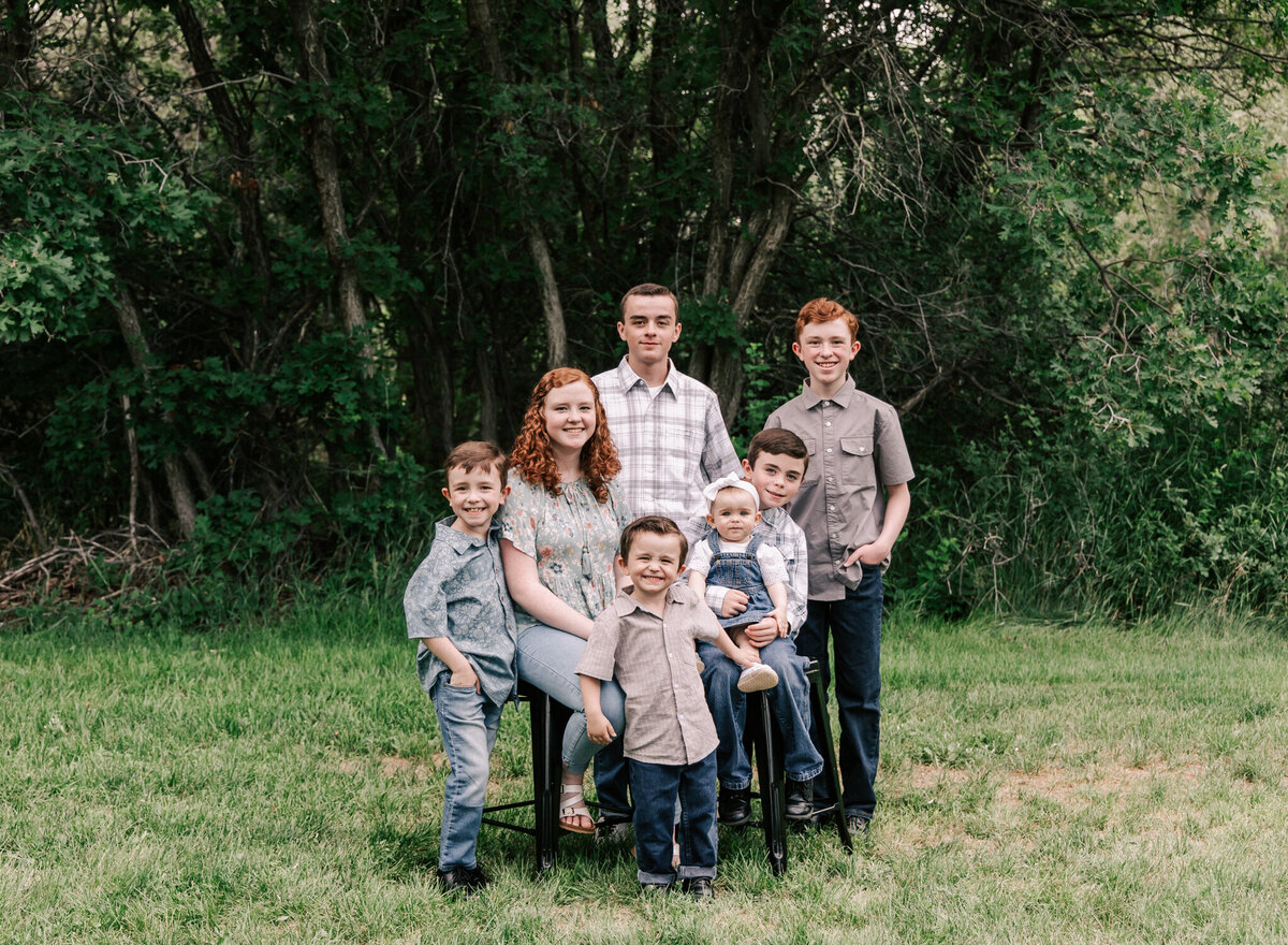 Cute siblings in a Utah family session by Diane Owen Photography.